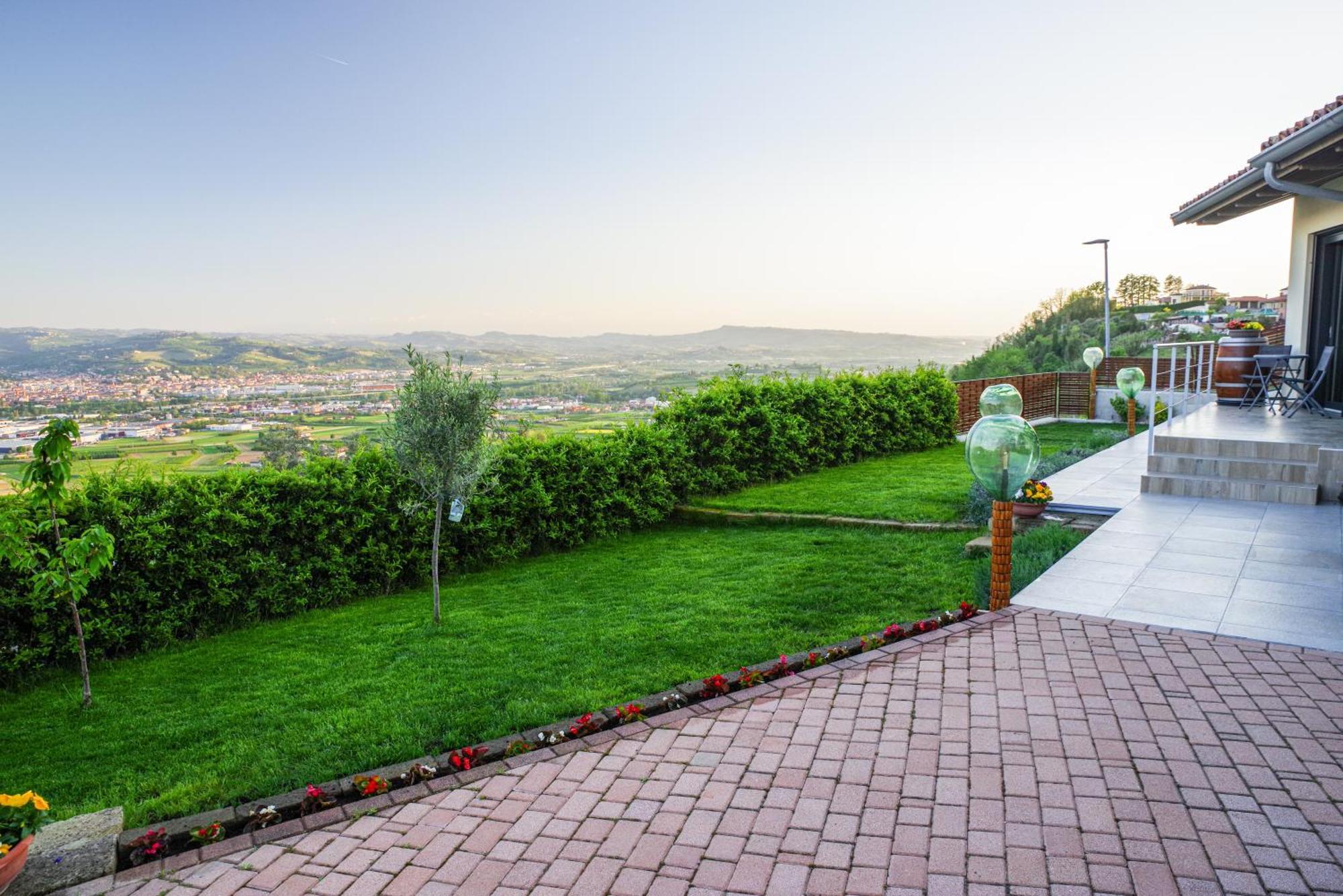 Vista Langhe - Cerratohouses Guarene Luaran gambar