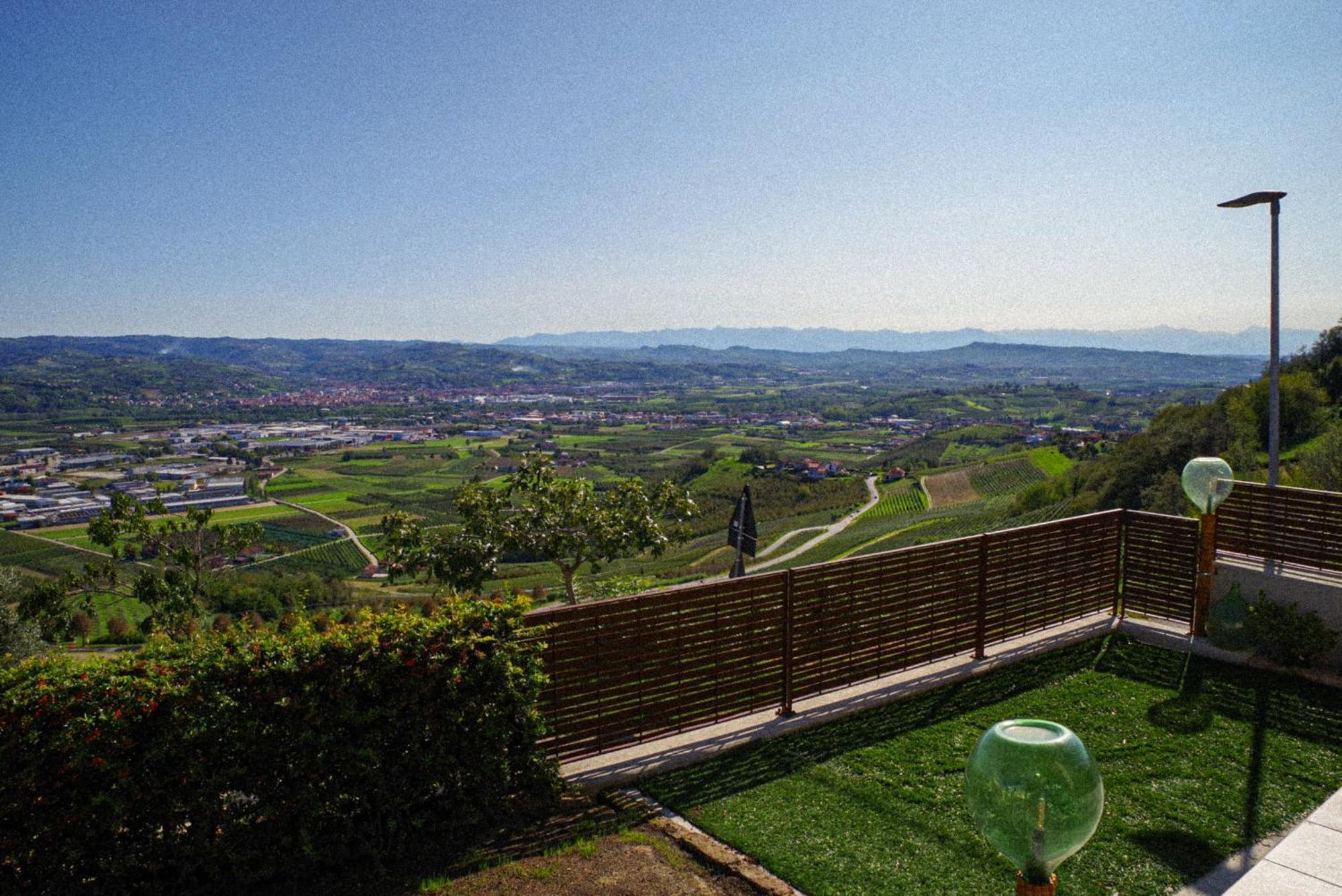 Vista Langhe - Cerratohouses Guarene Luaran gambar
